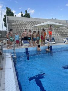1701794547-medium_wi1n0cmr.jpg